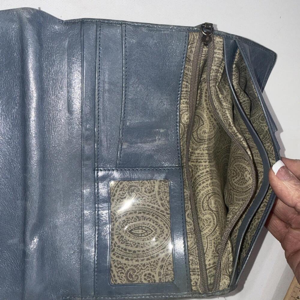Vintage Y2K Hobo Embossed Leather Teal Carry All Clutch Equestrian Rachel Wallet - Picture 7 of 15